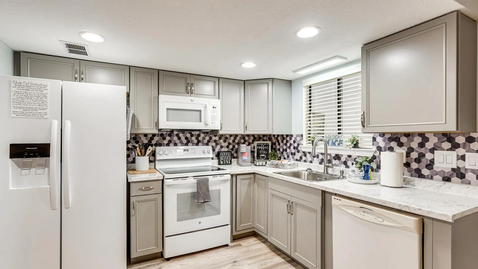 Panama City Beach Retreat Pool And Beach Access!